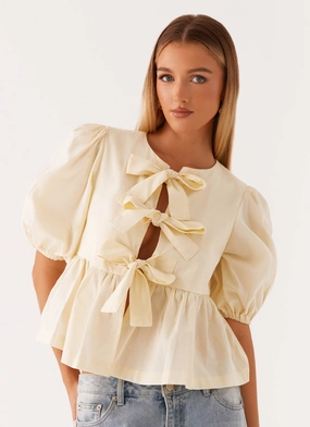 Western Wind Tie Top - Yellow ZonalVentilation WrinkleFree Weave