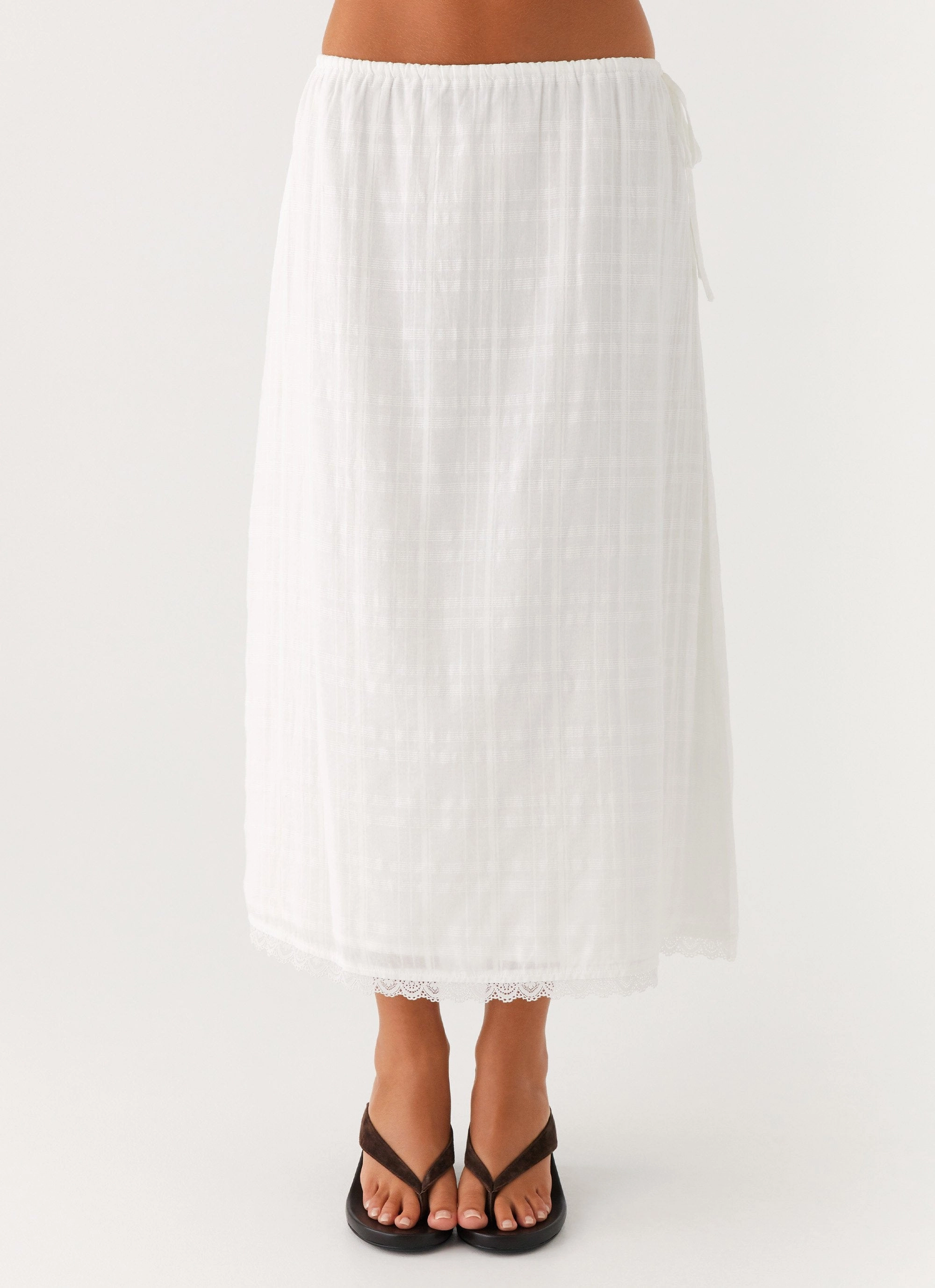Minimalist Look Sweet Lullaby Midi Skirt - White
