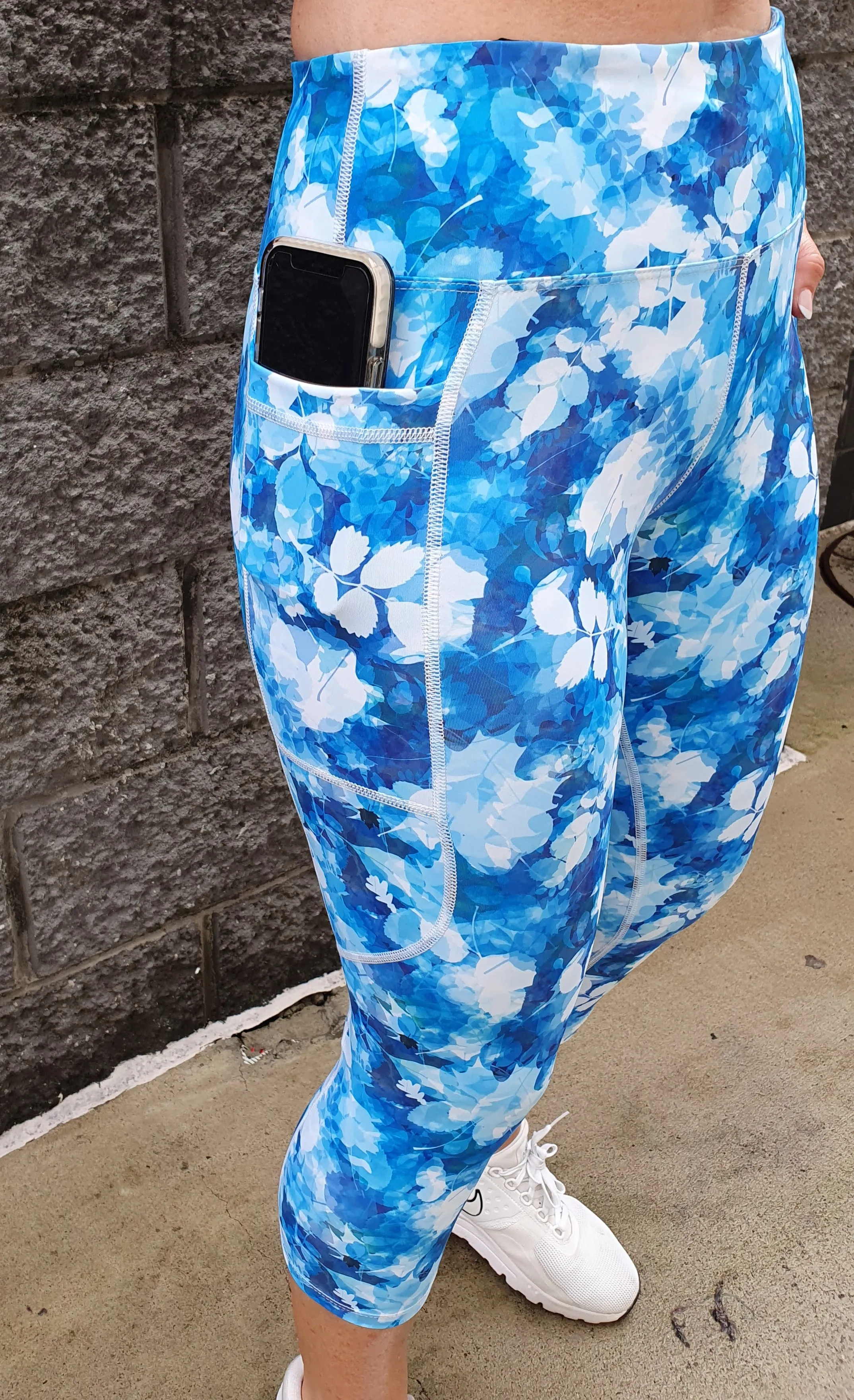 'Winter Fall ' 3/4  Active Leggings.