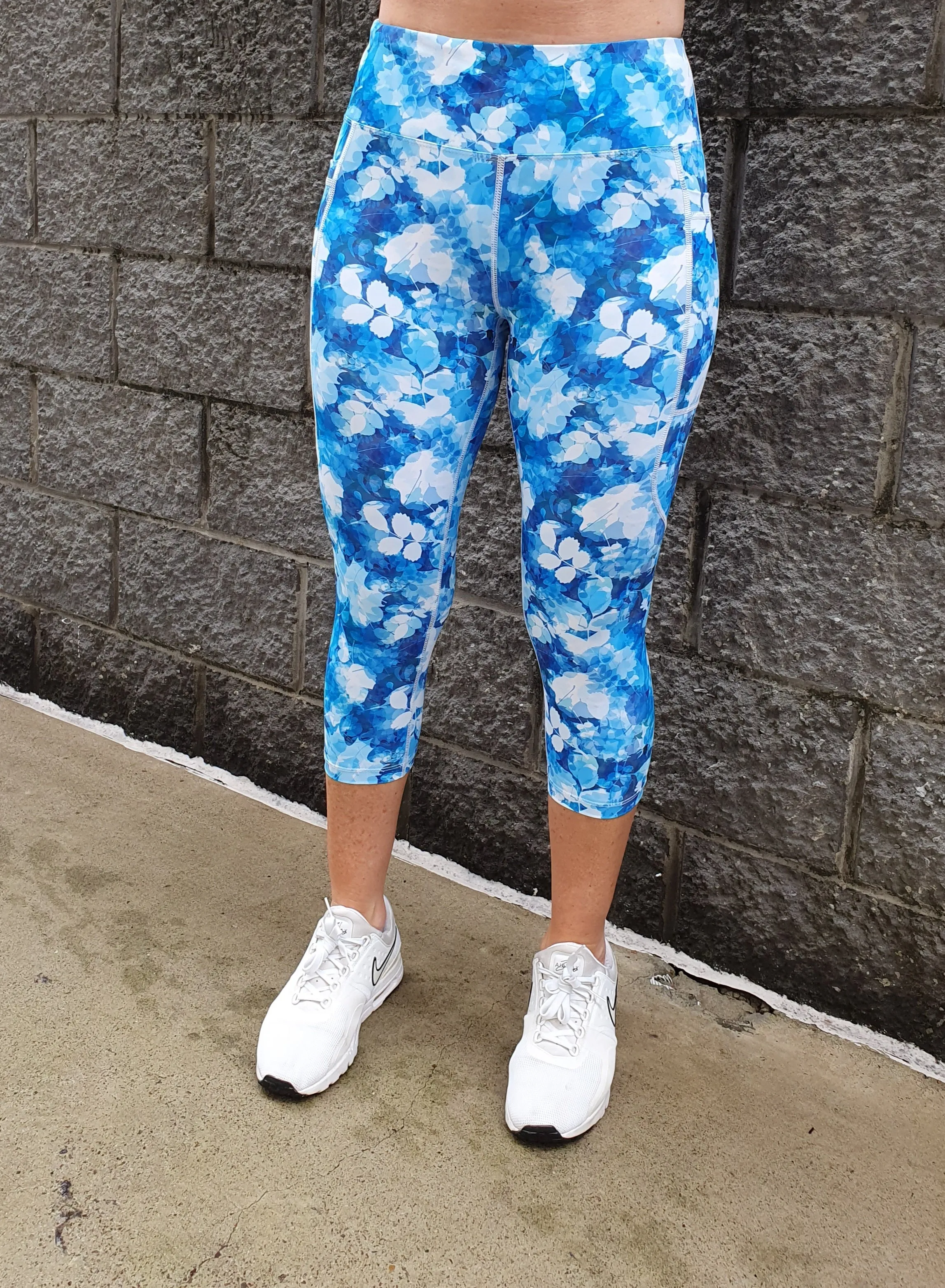'Winter Fall ' 3/4  Active Leggings.