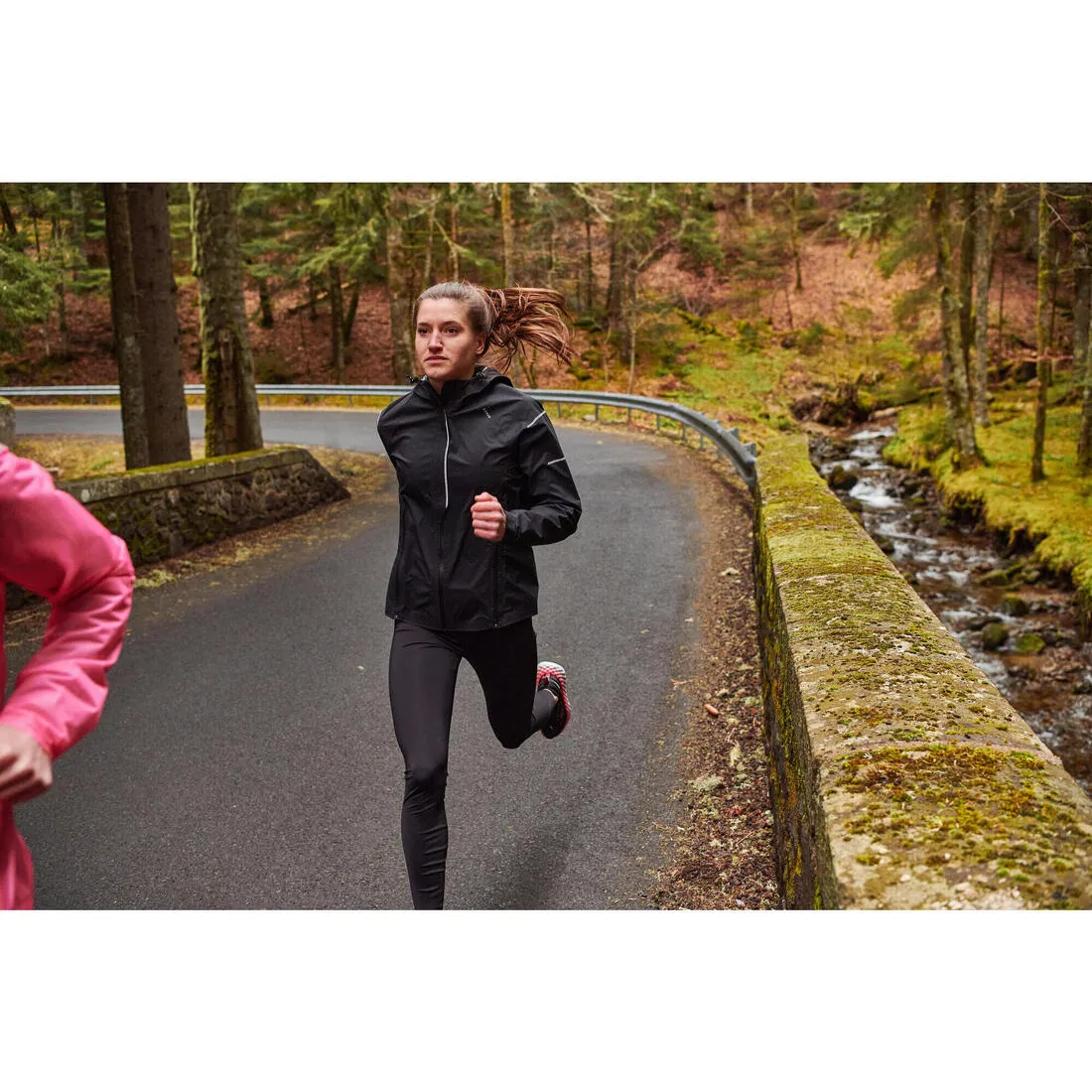 Women's Running Jacket - Weatherproof   Windproof - Black