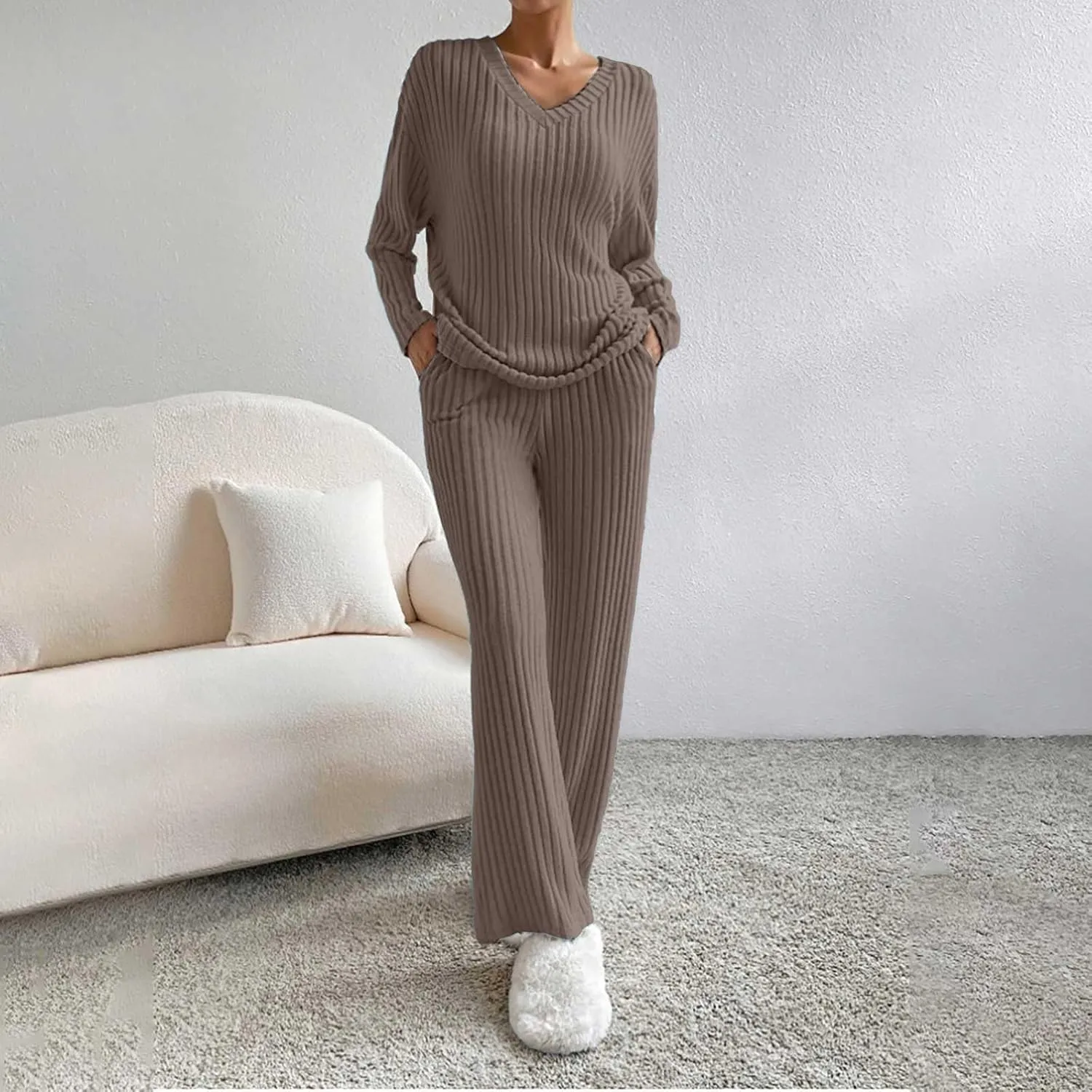 Womens Silk Satin Pajama Sets Women's 2 Outfits Sets Ruched Short Sleeve Tops and High Waisted Warm Loungewear Fuzzy
