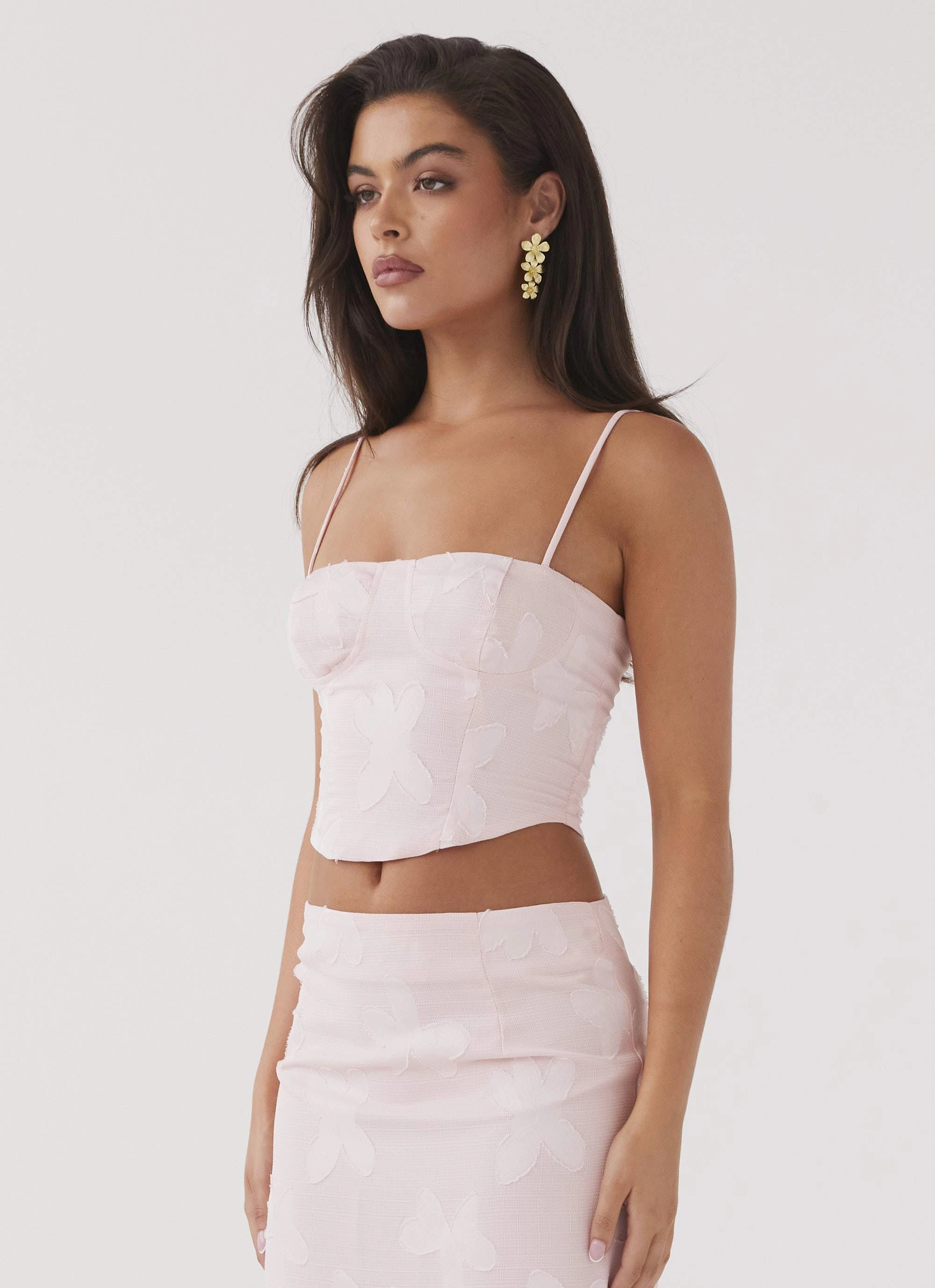Best Love Lace Up Top - Pink Petal Bonded Seam Innovation Shape Retention Fabric
